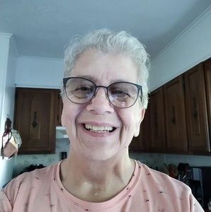 Meet your Posher, Pam